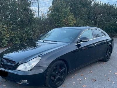 Schwarz Gebraucht 2007 Mercedes CLS320 Limousine | 5.000 € (Superpreis)