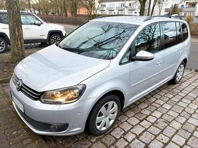 Gebraucht VW Touran Comfortline 140 PS (102 kW) 2012 Silber Van / Kleinbus