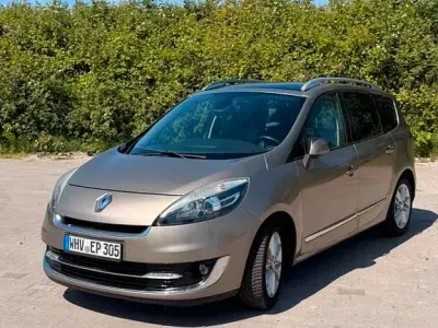 Gebraucht Renault Scénic III Bose Edition 131 PS (96 kW) 2012 Beige Van / Kleinbus