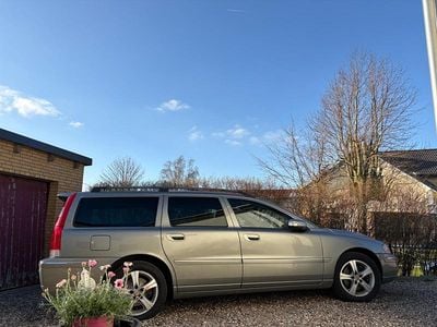 Second-hand Volvo V70 Summum 185 CP (136 kW) 2006 Verde Break