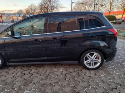 Gebraucht Ford C-MAX 116 PS (85 kW) 2011 Schwarz Van / Kleinbus