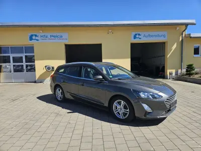 Używany Ford Focus 120 KM (88 kW) 2019 Szary Kombi