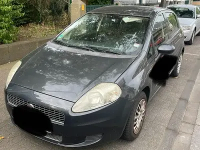 Gebraucht Fiat Grande Punto 77 PS (56 kW) 2008 Grau Kleinwagen