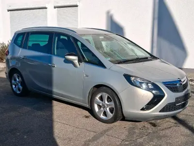 Gebraucht Opel Zafira 165 PS (121 kW) 2012 Silber Van / Kleinbus