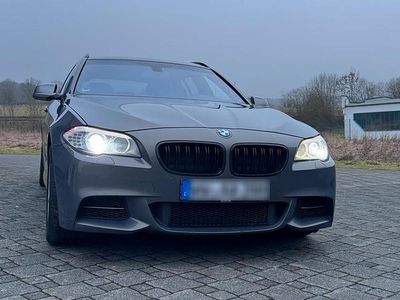 Gebraucht BMW 550 381 PS (280 kW) 2012 Kombi
