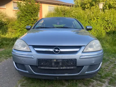 Gebraucht Opel Corsa 90 PS (66 kW) 2005 Grau Kleinwagen