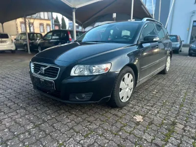 Używany Volvo V50 Summum 170 KM (125 kW) 2008 Czarny Kombi