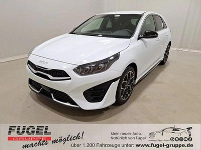 Gebraucht Kia Ceed GT GT-Line 140 PS (102 kW) 2025 Casa white Limousine