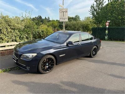 BMW 750