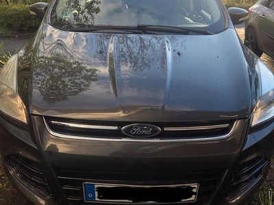 Second-hand Ford Kuga 150 CP (110 kW) 2016 Gri SUV
