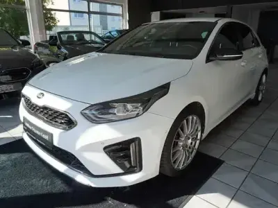 Gebraucht Kia Ceed GT GT 204 PS (150 kW) 2019 Weiß Limousine