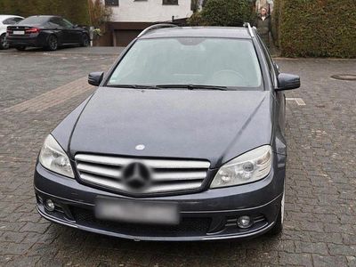 Gebraucht Mercedes C180 Avantgarde 156 PS (114 kW) 2009 Grau Kombi