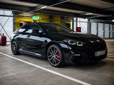 Gebraucht BMW 220 M Sport 178 PS (130 kW) 2022 Schwarz Coupé