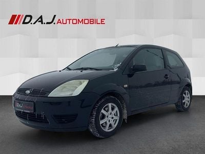 Blau Gebraucht 2005 Ford Fiesta Ambiente Kleinwagen | 1.480 € (Fairer Preis)