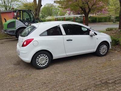 Begagnad Opel Corsa 69 HK (50 kW) 2013 Vit Halvkombi