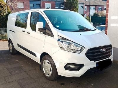 Gebraucht Ford Transit Custom 131 PS (96 kW) 2022 Weiß Van / Kleinbus