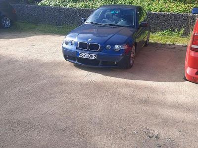 Używany BMW 325 M Sport 192 KM (141 kW) 2003 Niebieski Hatchback