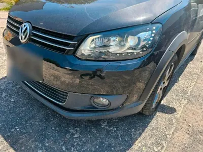 Gebraucht VW Touran 140 PS (102 kW) 2013 Schwarz Van / Kleinbus