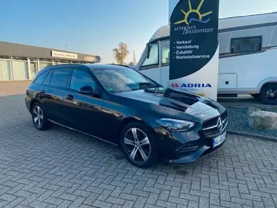 Gebraucht Mercedes C300 265 PS (194 kW) 2022 Schwarz Limousine