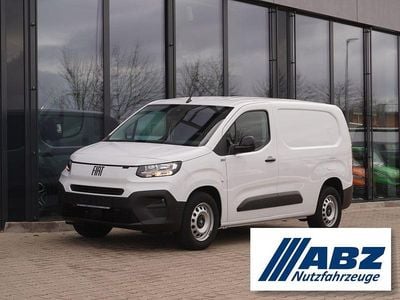 Gebraucht Fiat Doblò 102 PS (75 kW) 2025 Weiß Van / Kleinbus