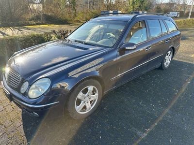 Mercedes E320