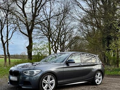 Begagnad BMW 125 M Sport 218 HK (160 kW) 2012 Grå Halvkombi