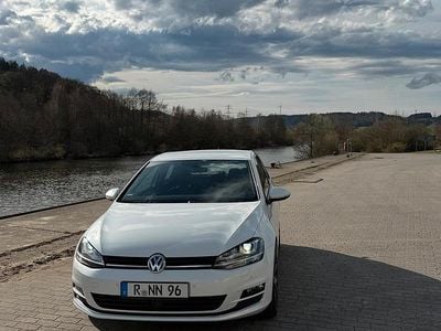 Gebraucht VW Golf R-line 150 PS (110 kW) 2017 Weiß Coupé