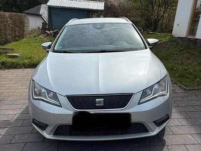 Usata Seat Leon ST Ecomotive 110 CV (80 kW) 2016 Argento Station wagon