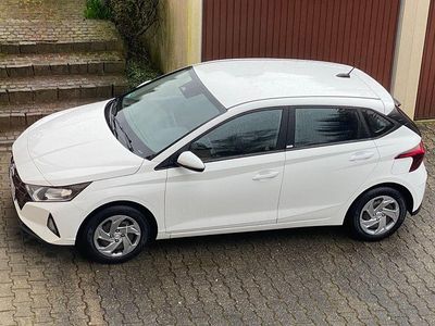 Gebraucht Hyundai i20 Style 84 PS (61 kW) 2021 Schwarz Kleinwagen