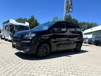 Neu Fiat Qubo Icon 131 PS (96 kW) 2026 Schwarz Van / Kleinbus
