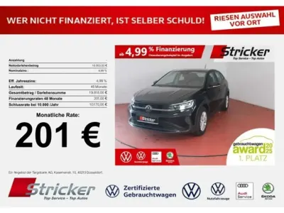 Gebraucht VW Taigo Basis 95 PS (69 kW) 2023 Deep black perleffekt (metallic) SUV