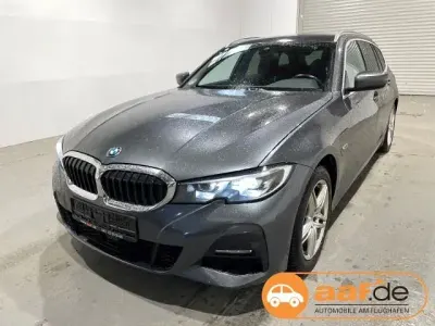 Gebraucht BMW 320e M Sport 204 PS (150 kW) 2022 Grau Kombi