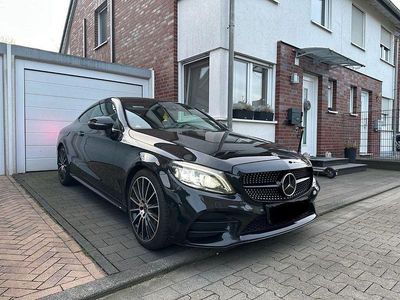 Gebraucht Mercedes C200 AMG line 184 PS (135 kW) 2019 Schwarz Coupé
