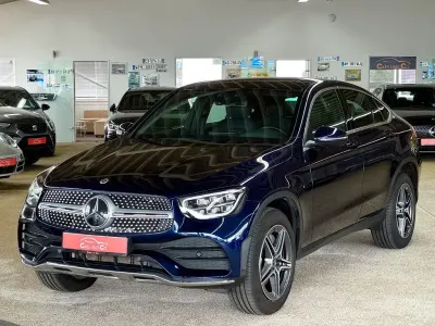Gebraucht Mercedes GLC300e AMG 211 PS (155 kW) 2021 Blau Coupé