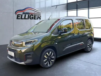 Neu Citroën Berlingo 131 PS (96 kW) 2026 Grün Van / Kleinbus