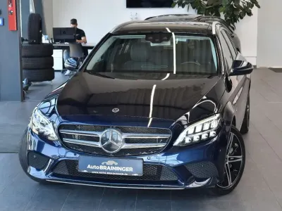 Gebraucht Mercedes C300e Avantgarde 306 PS (225 kW) 2020 Cavansitblau Kombi