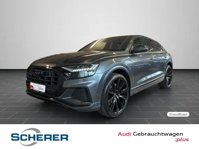 Gebraucht Audi Q8 S-Line 286 PS (210 kW) 2023 Grau SUV