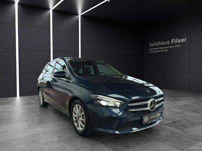 Blau Gebraucht 2022 Mercedes B200 Progressive Van / Kleinbus | 31.854 € (Etwas zu teuer)