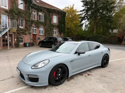 Gebraucht Porsche Panamera Turbo 519 PS (381 kW) 2014 Basaltschwarzmetallic Kleinwagen