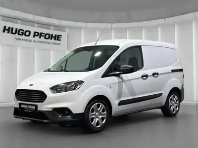 Gebraucht Ford Transit Trend 101 PS (74 kW) 2022 Weiß Van