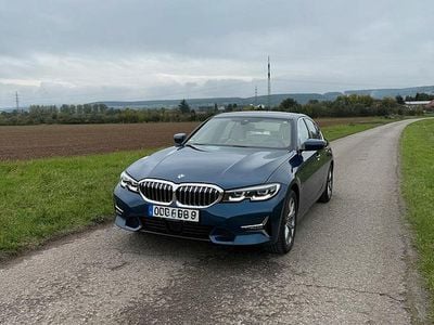 BMW 330e