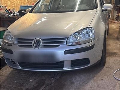 VW Golf V