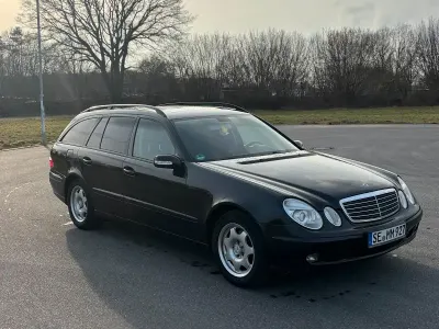 Gebraucht Mercedes 220 150 PS (110 kW) 2006 Schwarz Kombi
