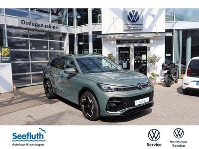 Usata VW Tiguan R-line 150 CV (110 kW) 2025 Verde SUV