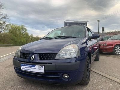 Gebraucht Renault Clio II Dynamique 98 PS (72 kW) 2002 Blau Kleinwagen