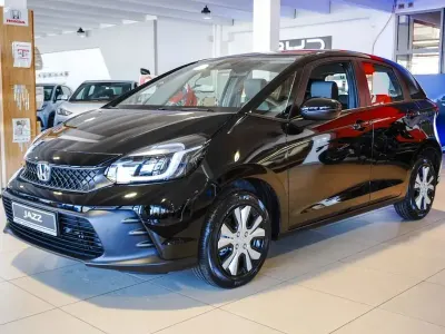 Neu Honda Jazz Elegance 107 PS (78 kW) 2026 Schwarz Kleinwagen
