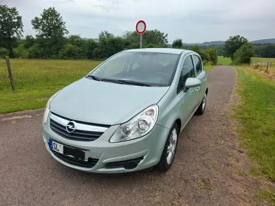 Gebraucht Opel Corsa Color Edition 90 PS (66 kW) 2010 Kleinwagen
