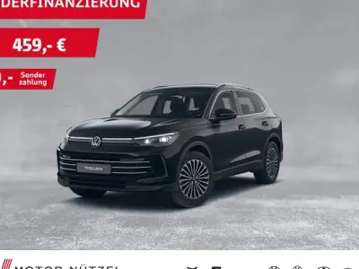 Gebraucht VW Tiguan Elegance 150 PS (110 kW) 2024 Deep black perleffekt SUV