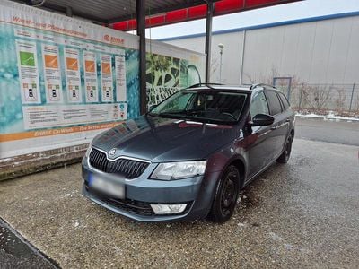 Gebraucht Skoda Octavia 150 PS (110 kW) 2015 Grau Kleinwagen