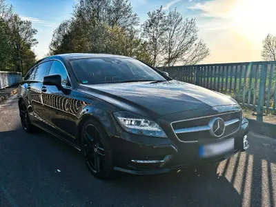 Gebraucht Mercedes CLS350 Shooting Brake AMG 265 PS (194 kW) 2013 Schwarz Kombi
